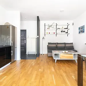 https://rent-like-home-apartament-krucza-ii.warsawhotelspoland.com